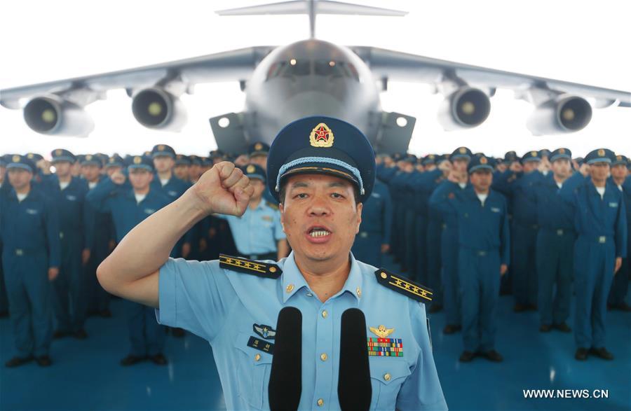 Avi?o de transporte (Y-20) entra oficialmente ao servi?o da For?a Aérea Chinesa