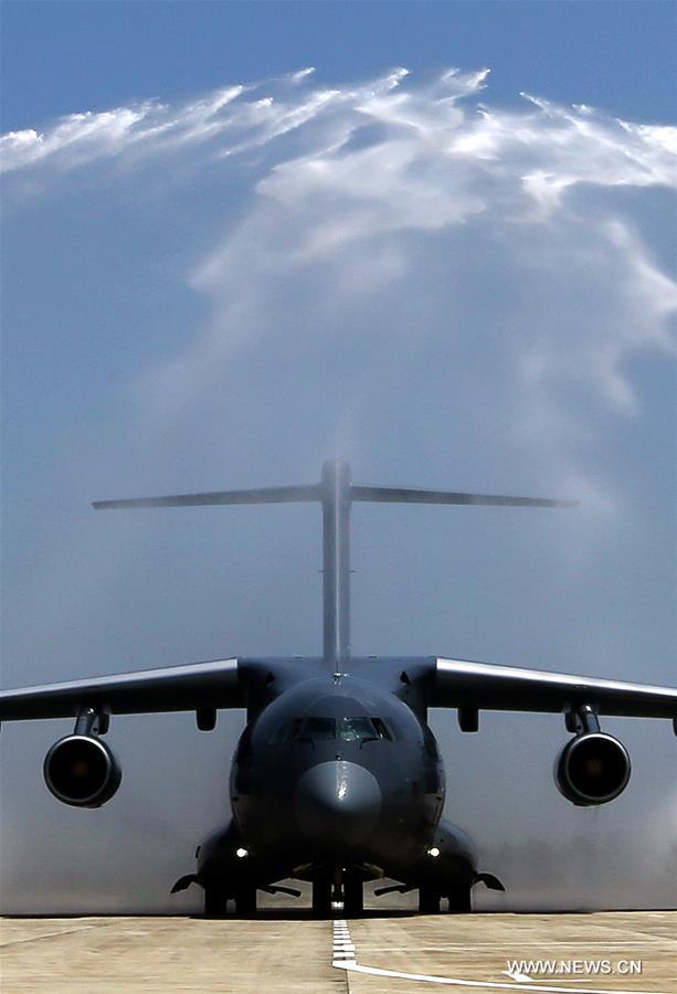 Avi?o de transporte (Y-20) entra oficialmente ao servi?o da For?a Aérea Chinesa