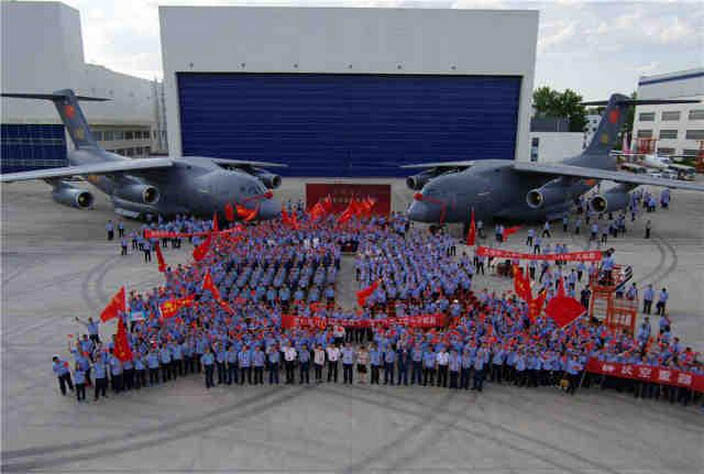 Avi?o de transporte (Y-20) entra oficialmente ao servi?o da For?a Aérea Chinesa