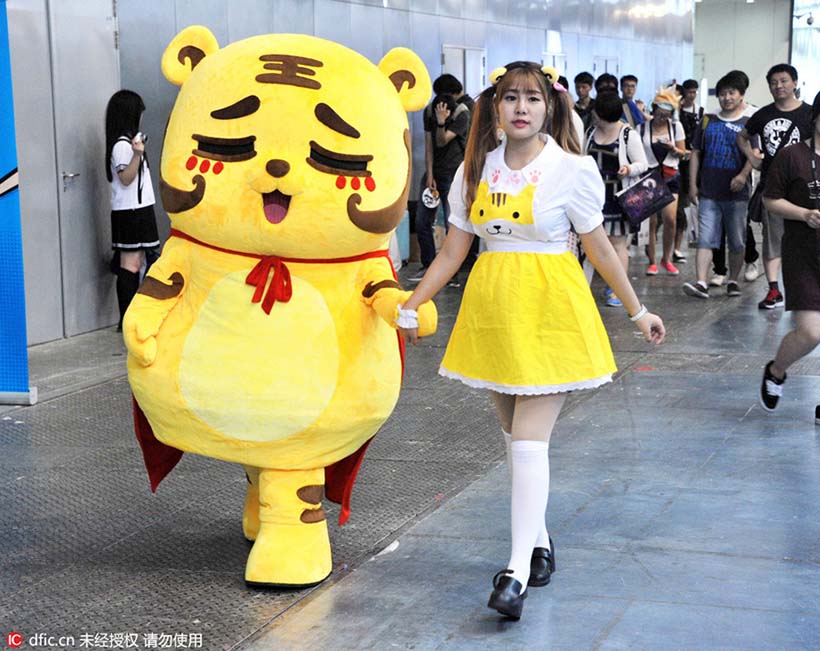 Exposi??o de desenho animado e jogos atrai f?s em Shanghai