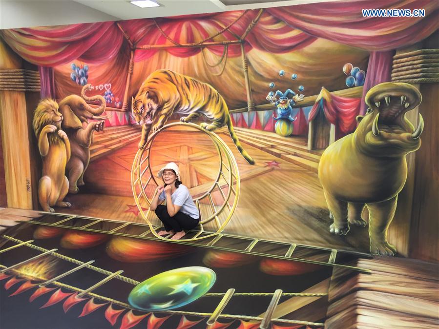 Taiwan faz exposi??o de pinturas 3D