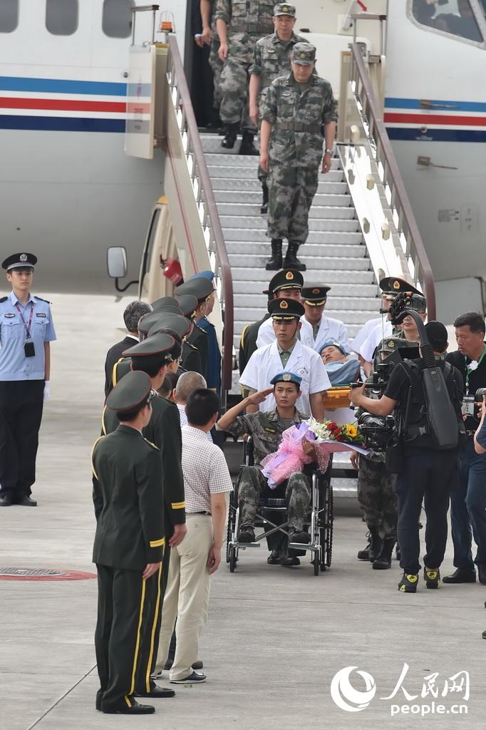 Restos mortais de dois soldados chineses da ONU mortos no Sud?o do Sul transladados para a China