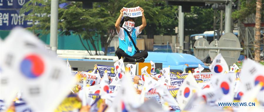 Mais de 2 mil sul-coreanos protestam contra implanta??o do THAAD