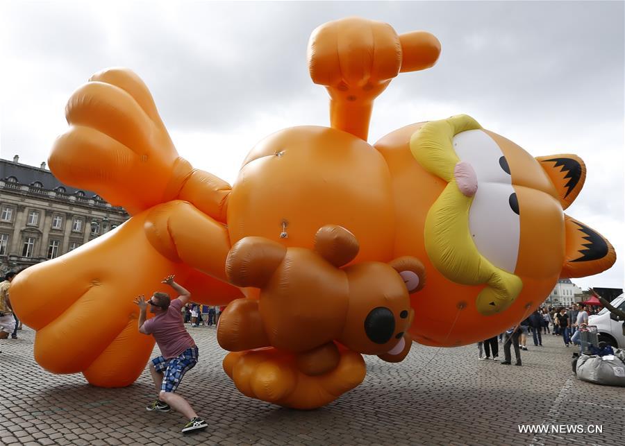 Bruxelas realiza parada do “Dia dos Bal?es”