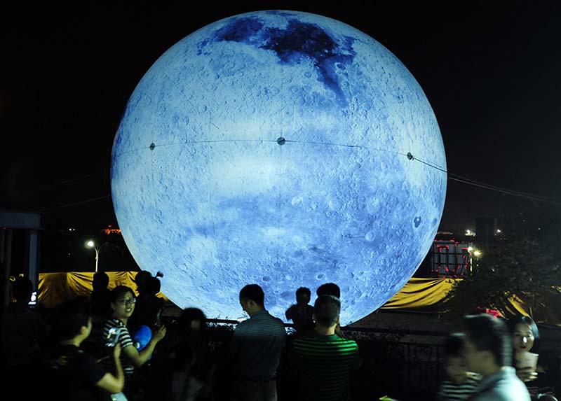 Lua artificial utilizada nas celebra??es do Festival do Meio do Outono