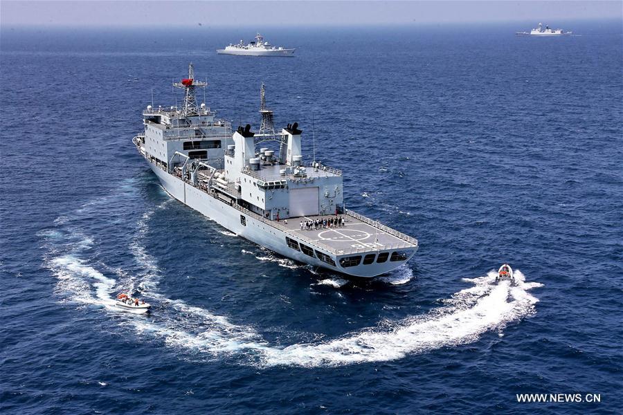 Exercício naval conjunto China-Rússia tem lugar no Mar do Sul da China