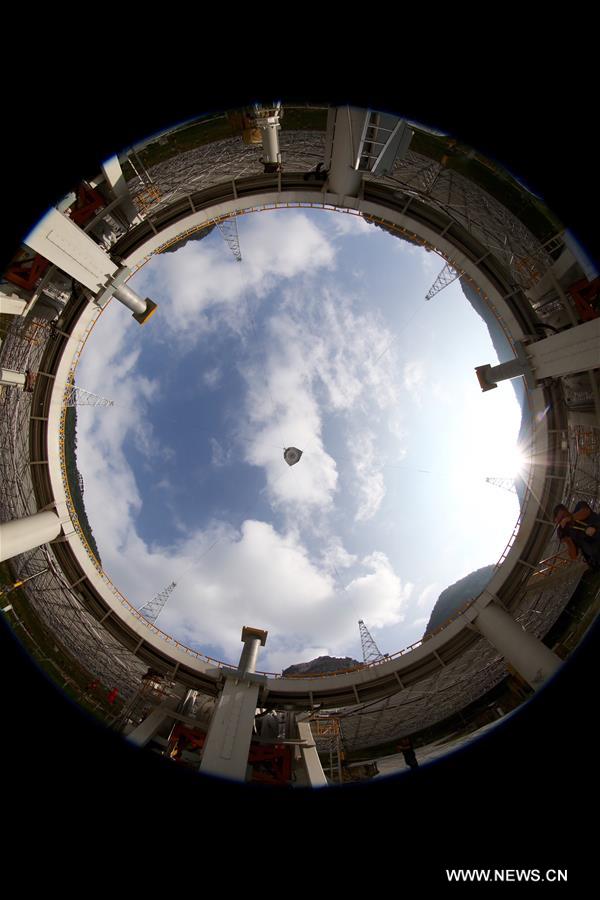 Maior radiotelescópio de abertura única do mundo entra em opera??o na China