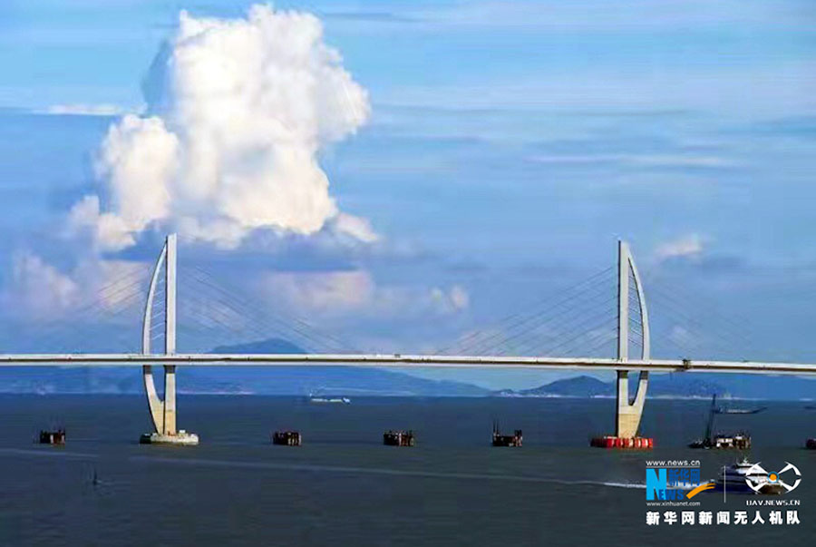 Maior ponte sobre mar no mundo dá mais um passo rumo à conclus?o