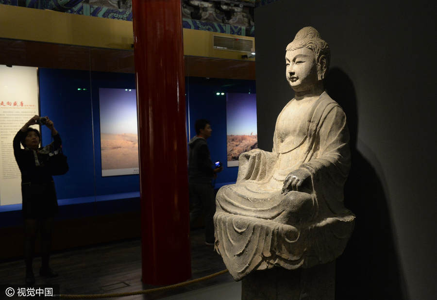 Cidade Proibida exp?e esculturas chinesas e indianas