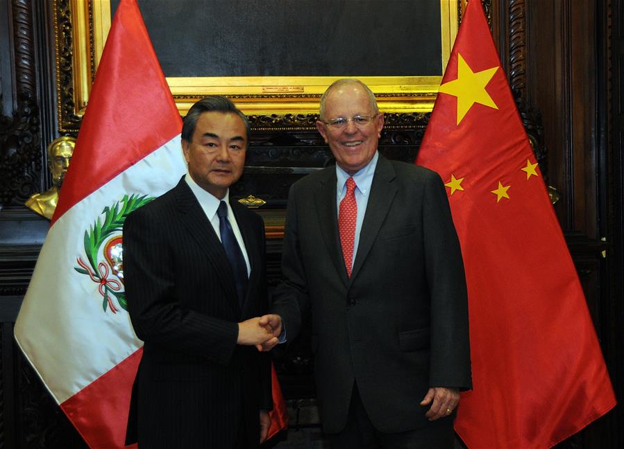 Chanceler chinês se reúne com presidente peruano para tratar de rela??es bilaterais e livre comércio