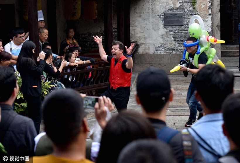 Festival de Teatro de Wuzhen é inaugurado em Zhejiang