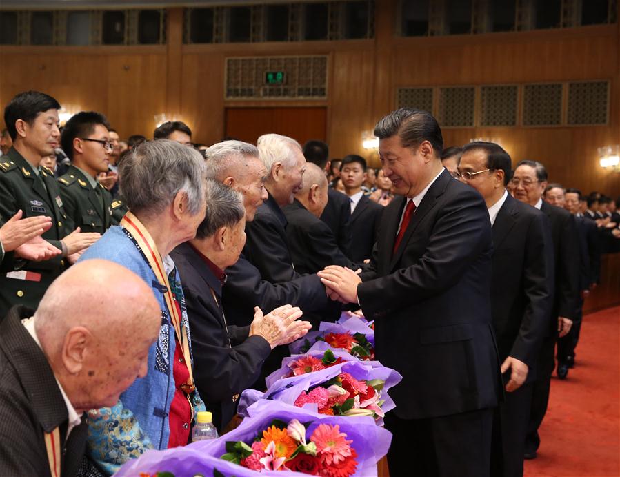 Líderes chineses participam de evento que celebra o 80o aniversário da vitória da Longa Marcha