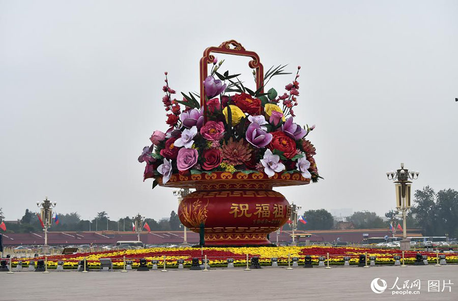 Xi Jinping: Longa Marcha é um “momento imponente” no rejuvenescimento da na??o chinesa