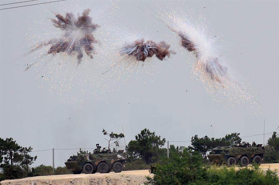Exército de Liberta??o Popular da China realiza exercício militar na RAEHK