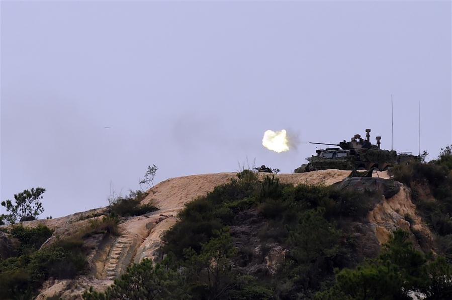Exército de Liberta??o Popular da China realiza exercício militar na RAEHK