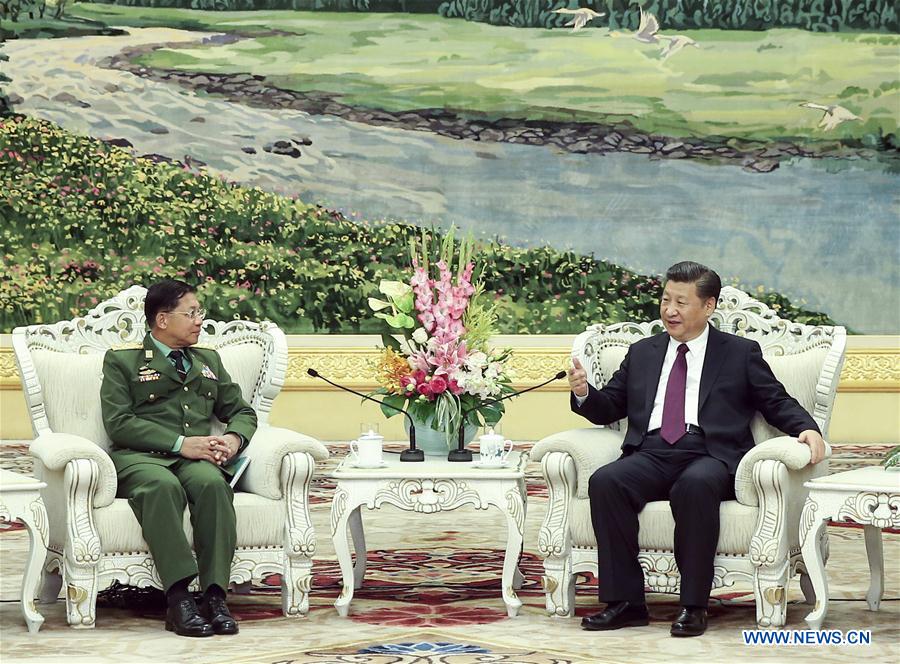 Xi afirma que China desempenhará papel construtivo no processo de paz de Mianmar
