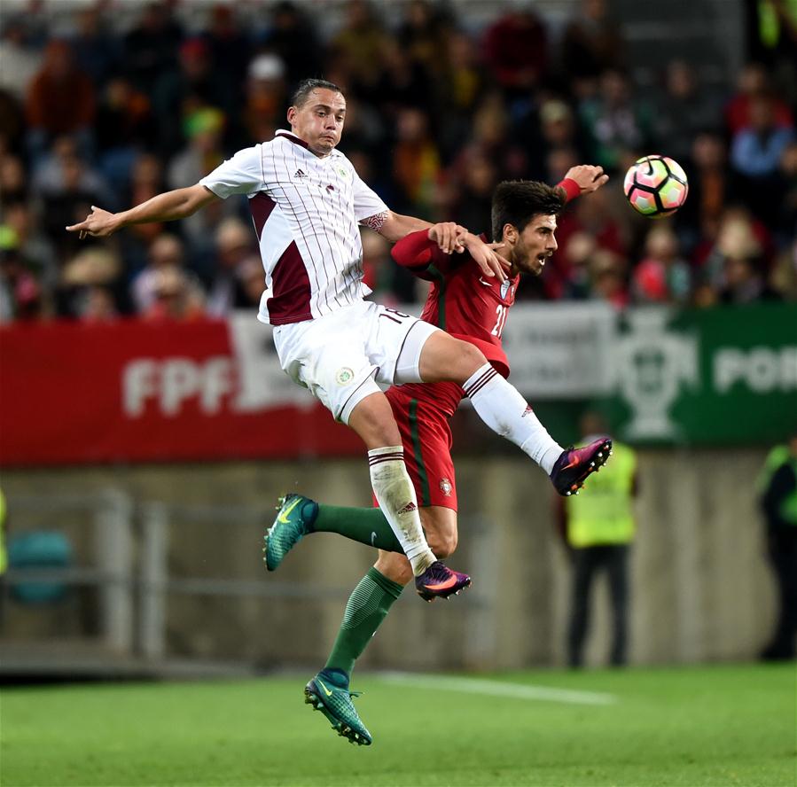 Eliminatórias para Copa do Mundo FIFA de 2018: Portugal vence Let?nia por 4 a 1