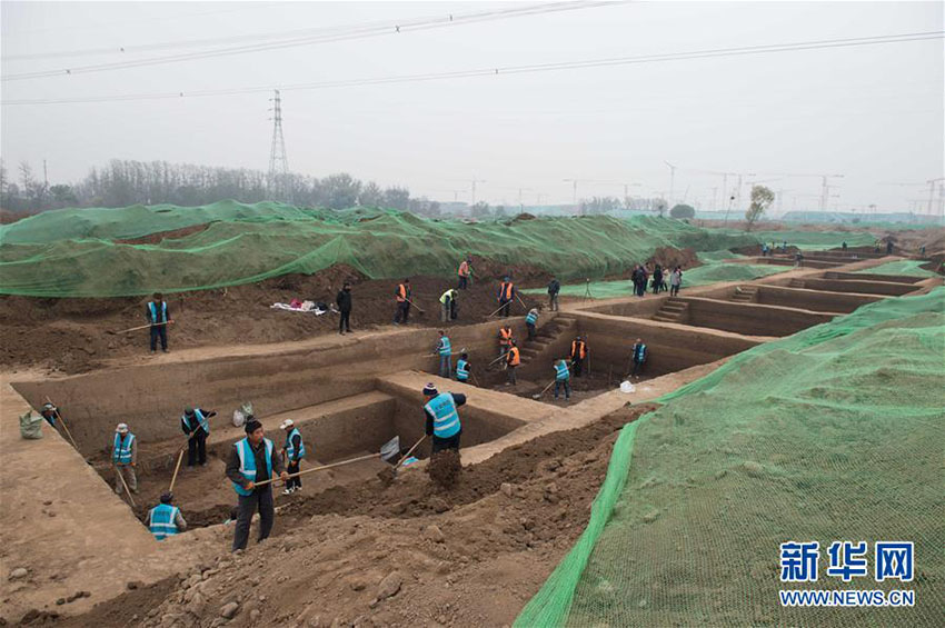 1.092 tumbas antigas s?o desenterradas em Beijing