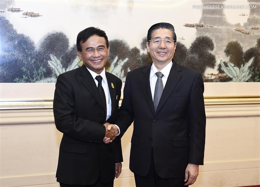 China e Tailandia prometem fortalecer coopera??o antidrogas