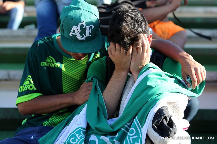 Brasil de luto pela equipe de futebol morta em acidente de avi?o