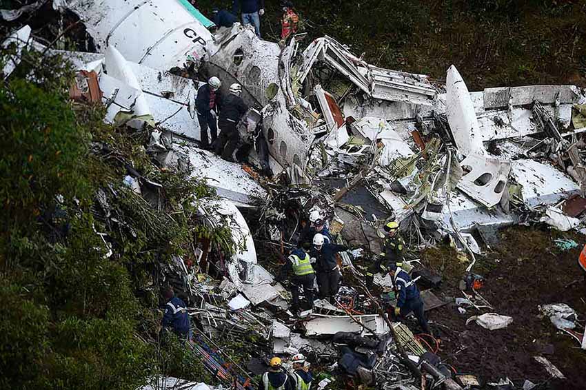 Acidente de avi?o com time da Chapecoense deixa 71 mortos na Col?mbia