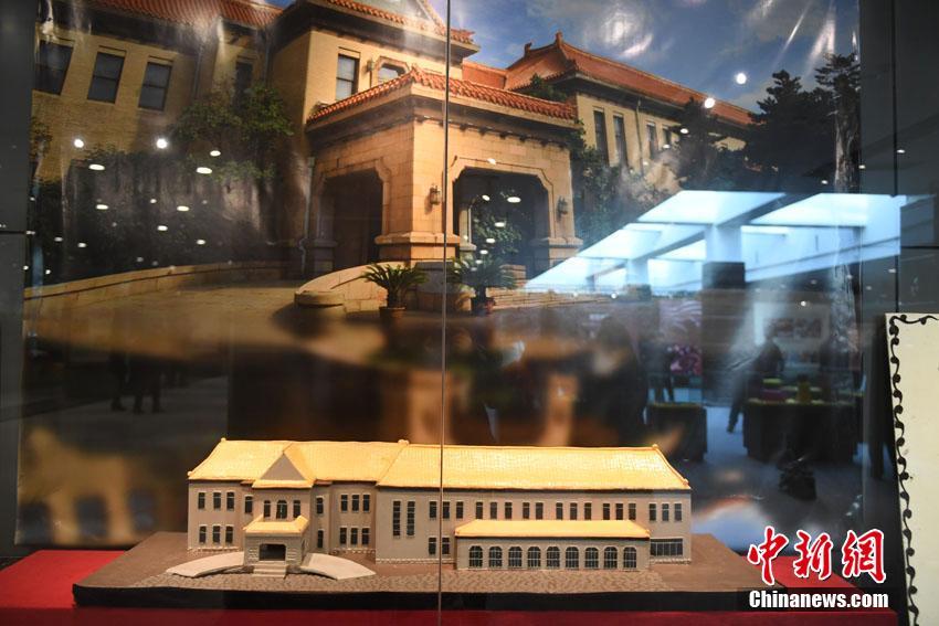Changchun inaugura exposi??o com 700 obras de arte criadas com chocolate