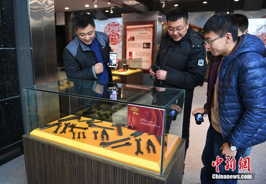 Changchun inaugura exposi??o com 700 obras de arte criadas com chocolate