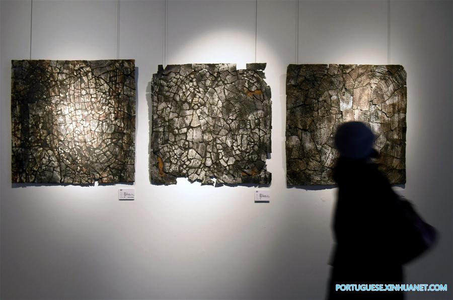 Bienal Internacional de Arte Ceramica Contemporanea 2016 come?a em Hangzhou