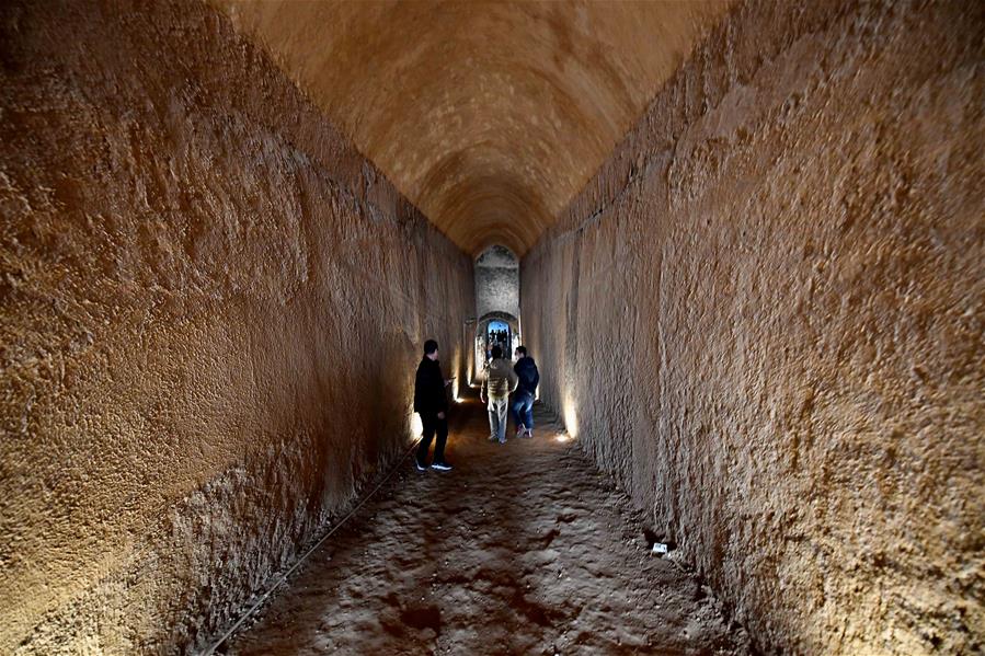 Museu exibe 25 túmulos antigos descobertos na regi?o de Luoyang
