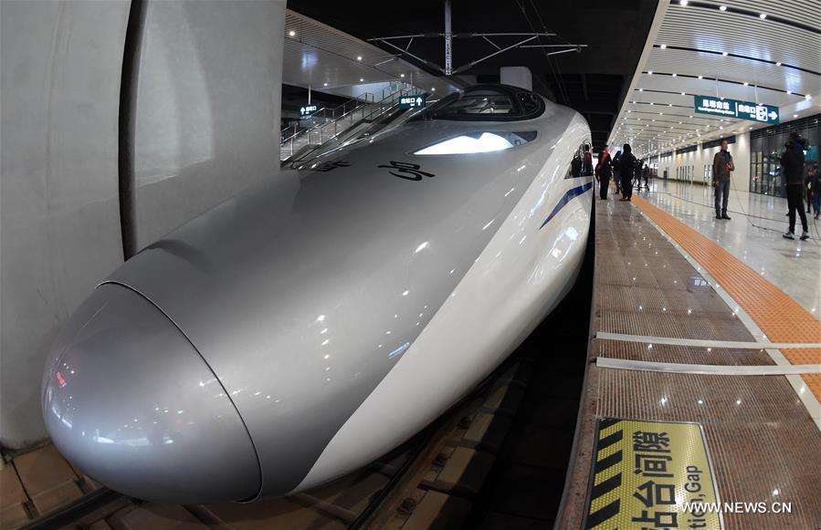 Se??o de Guiyang a Kunming da ferrovia Shanghai-Kunming estará em pleno funcionamento