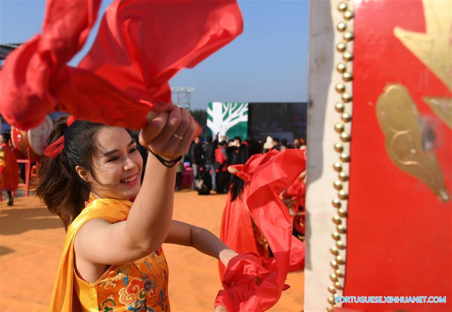 Celebra??o é realizada para colheita de laranjas kinkan em Guangxi