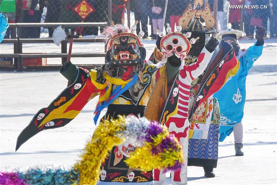 época de pesca de inverno iniciada com celebra??es no nordeste da China