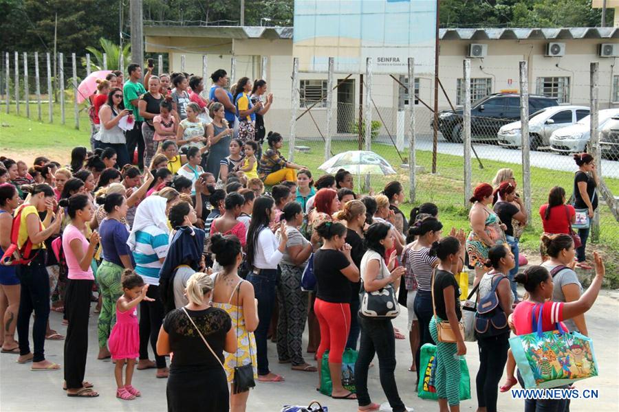 Motim em pris?o brasileira causa mais de 50 mortos