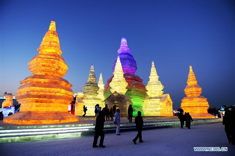 Mundo de Gelo e Neve abre ao público em Harbin