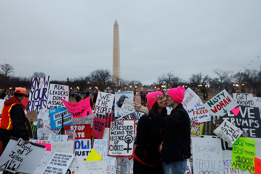 Mais de 1 milh?o de pessoas participaram na “Marcha das Mulheres” contra Trump