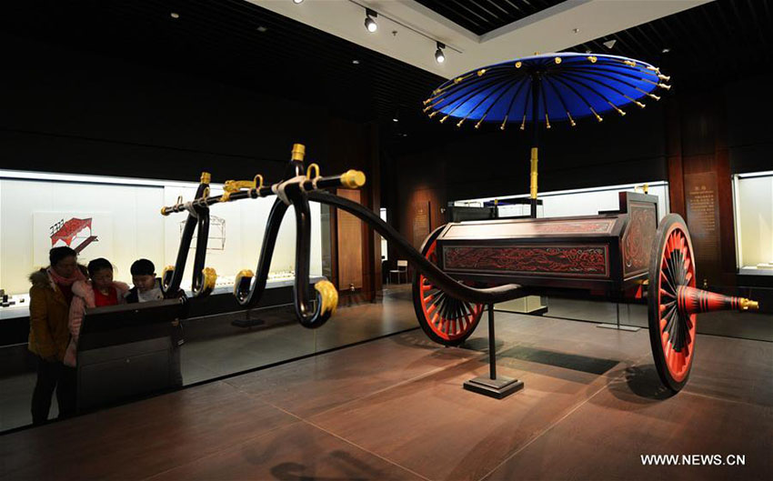 Exibi??es no Museu de Hebei atraem numerosos visitantes durante o Festival da Primavera