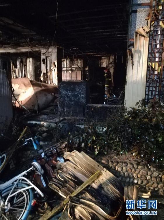 Incêndio em estabelecimento de massagem em Zhejiang deixa 18 mortos