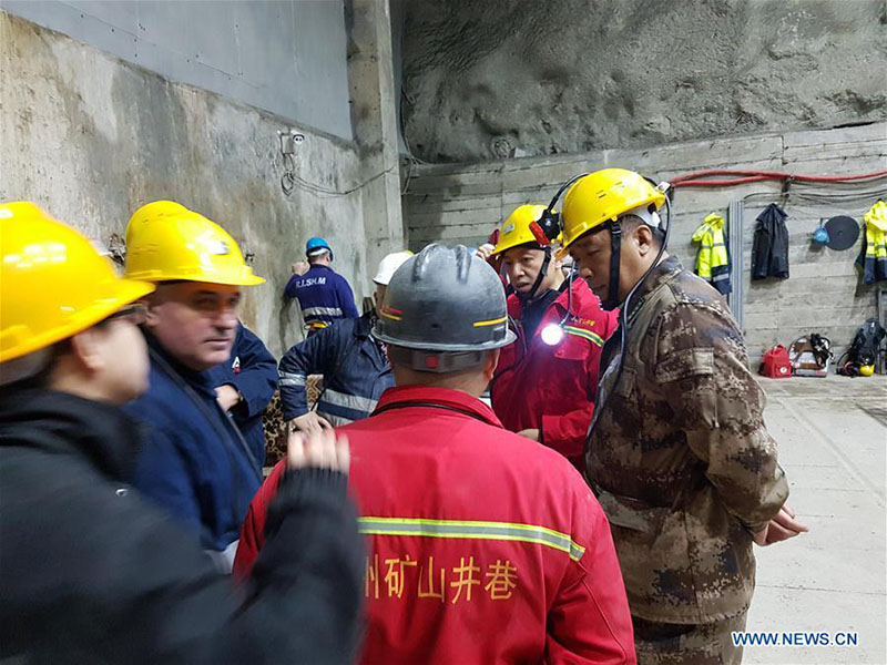 Embaixada chinesa confirma três mineiros chineses soterrados no norte da Albania