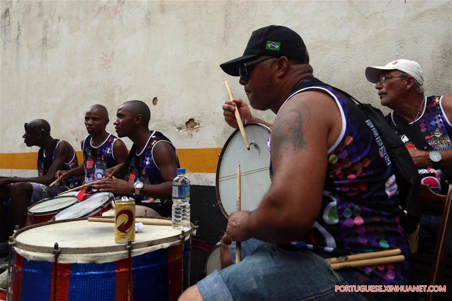 Carnaval movimenta economia brasileira