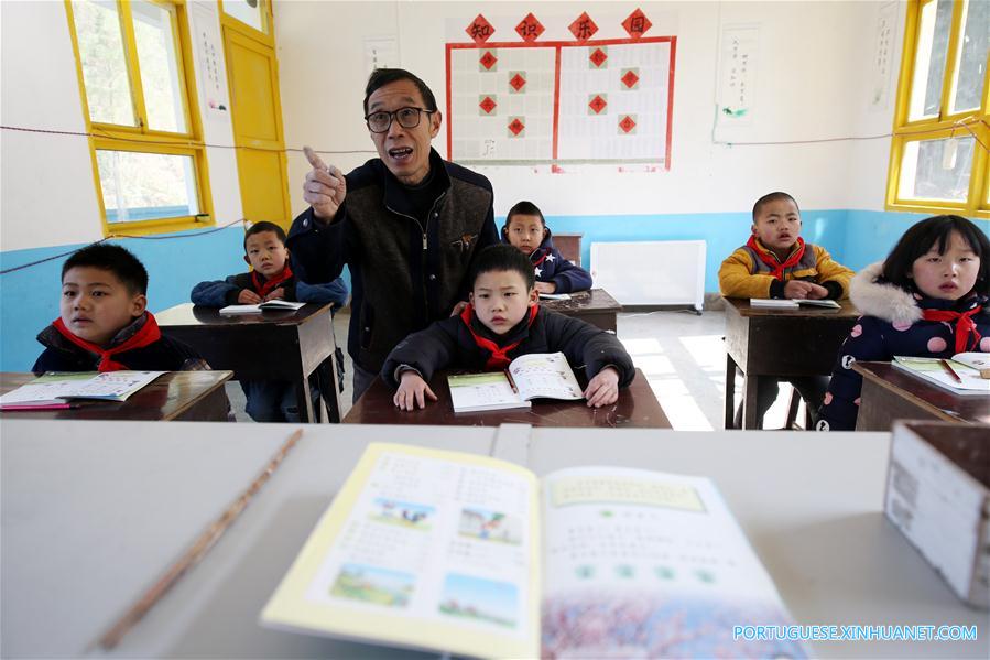 Come?a o novo semestre letivo nas escolas chinesas