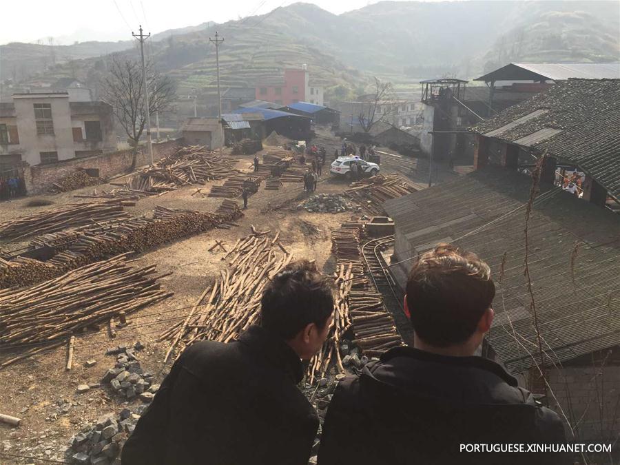 Explos?o em mina de carv?o mata oito pessoas no centro da China