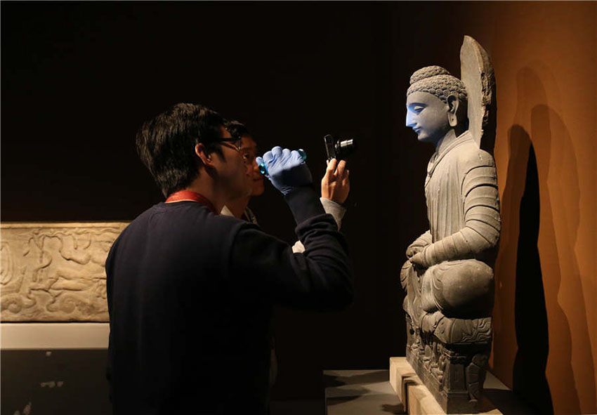 Cole??es do Museu Britanico viajam à China para narrar história mundial aos locais