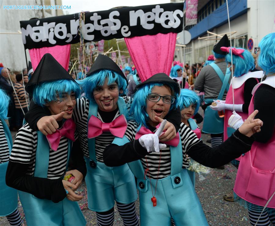 Carnaval de Torres Vedras atrai multid?o de foli?es locais e estrangeiros