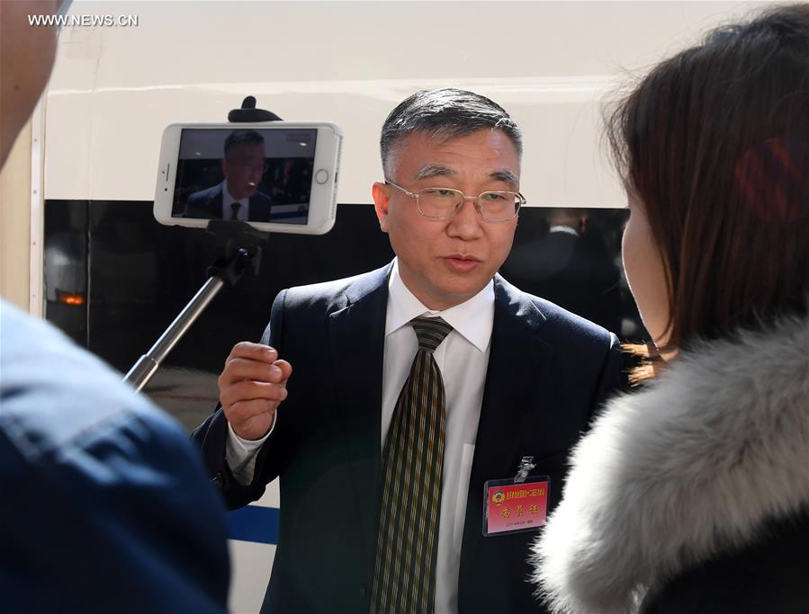 Assessores políticos chineses chegam a Beijing para reuni?o anual