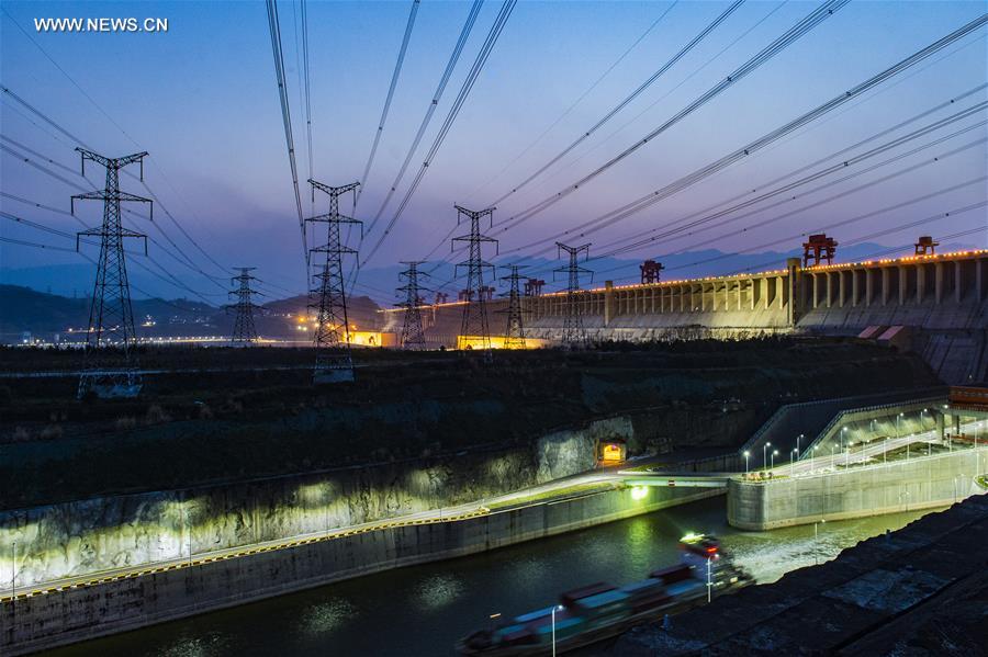 Projeto das Três Gargantas gera 1 trilh?o kwh de eletricidade
