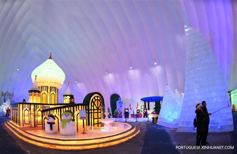 Parque Temático Mundo de Gelo e Neve abre em Harbin