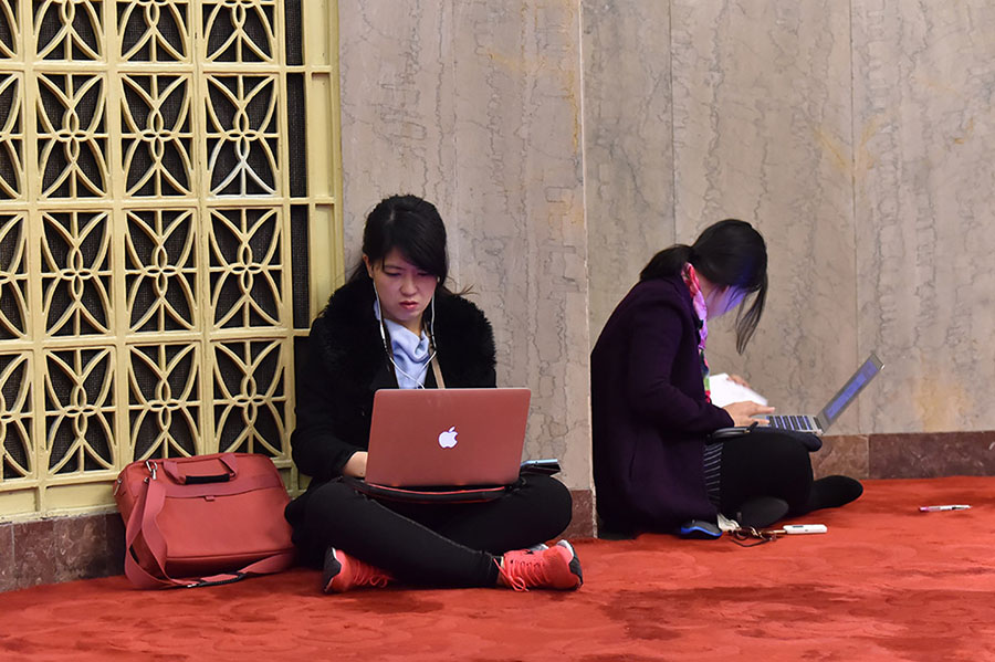 Jornalistas femininas nas Duas Sess?es