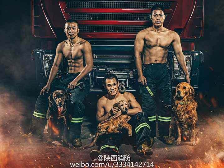 Calendário com bombeiros chineses atrai f?s japoneses