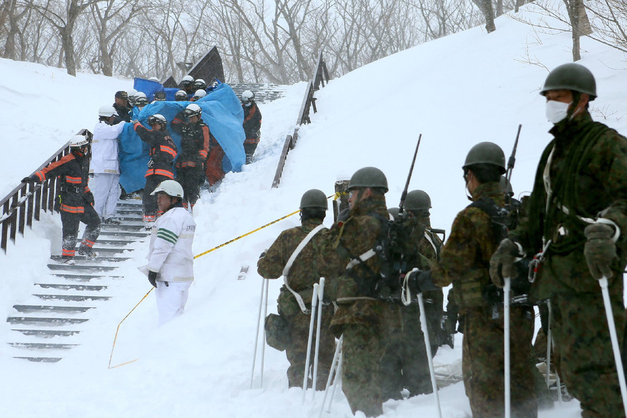 Avalanche no Jap?o deixa 8 mortos e 40 feridos