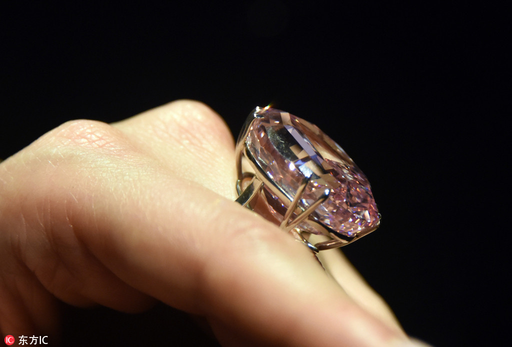 Diamante “Pink Star” será leiloado por mais de 60 milh?es de dólares em Hong Kong